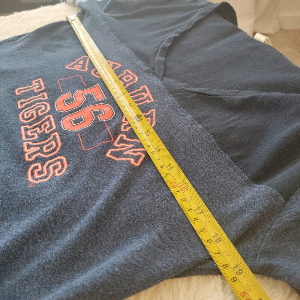 Auburn Tigers Women XL Slim Fit Jersey T-shirt Football V-neck - Picture 6 of 10